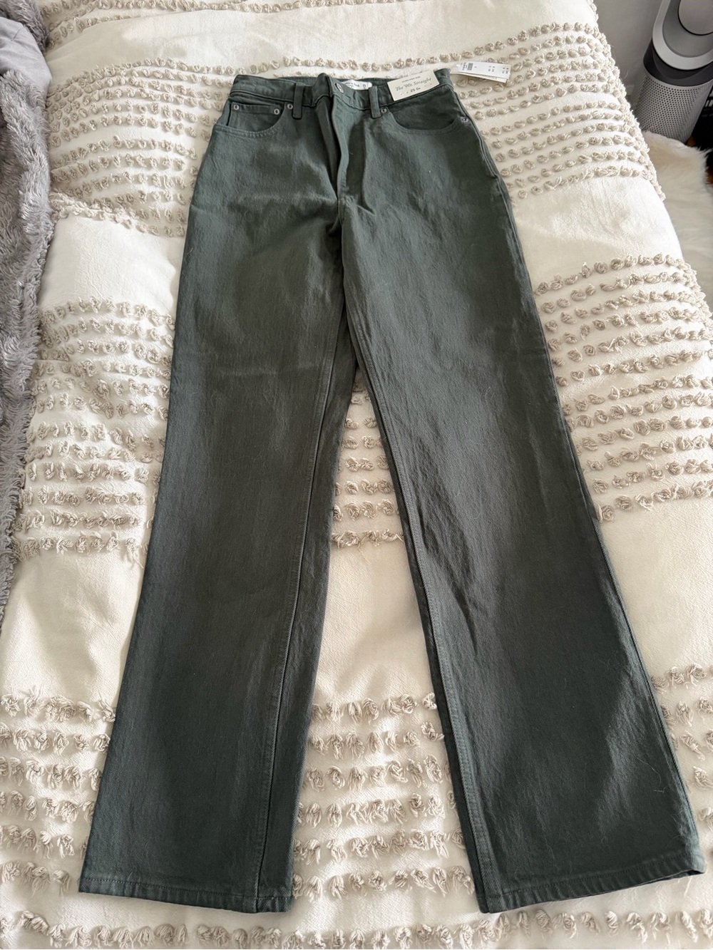 Abercrombie & Fitch Green 90s Straight Ultra High Rise
